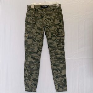 Ashley Mason Cami pants Size 9/29. Like new.